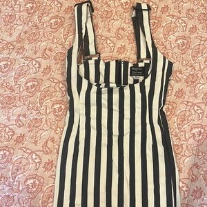Beetlejuice unique vintage midi dress! Size S/4